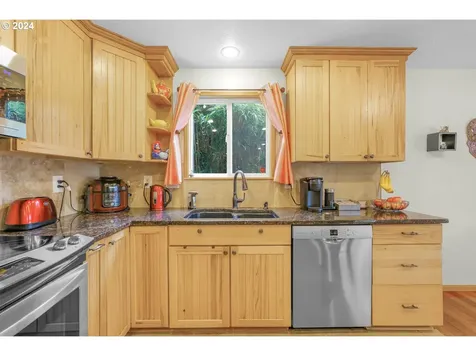 7813 NE 166th Avenue Vancouver WA 98682