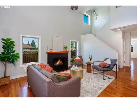 1442 Ne 71st Avenue Portland OR 97213
