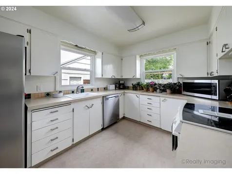 4415 Se 50th Avenue Portland OR 97206