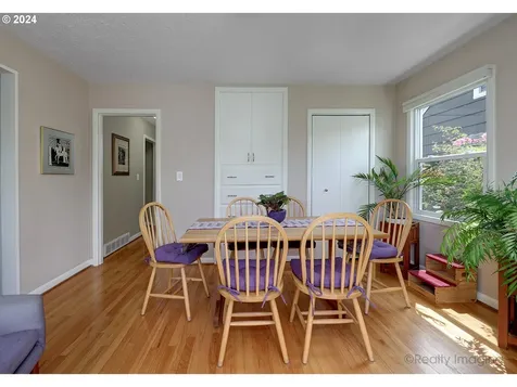 4415 Se 50th Avenue Portland OR 97206