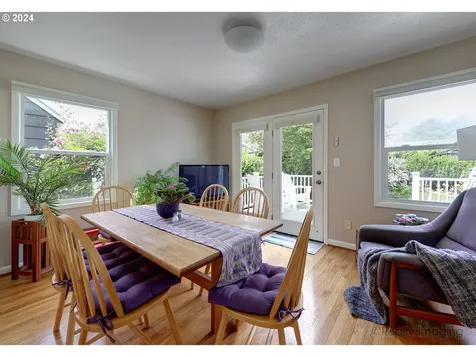4415 Se 50th Avenue Portland OR 97206