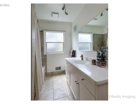 4415 Se 50th Avenue Portland OR 97206