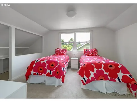 4415 Se 50th Avenue Portland OR 97206