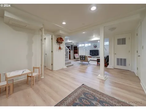 4415 Se 50th Avenue Portland OR 97206