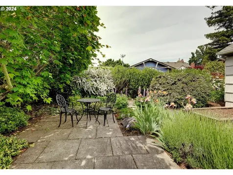 4415 Se 50th Avenue Portland OR 97206