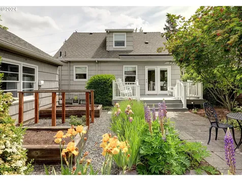 4415 Se 50th Avenue Portland OR 97206