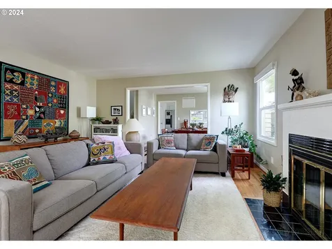 4415 Se 50th Avenue Portland OR 97206