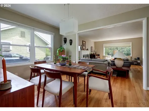 4415 Se 50th Avenue Portland OR 97206