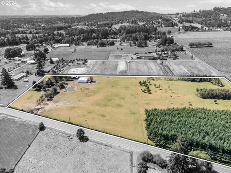 21830 Ne Highway 240 Newberg OR 97132
