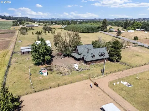 21830 Ne Highway 240 Newberg OR 97132