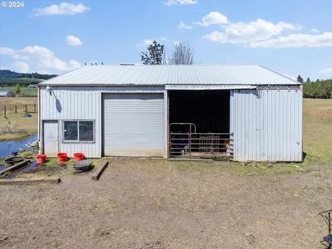 21830 Ne Highway 240 Newberg OR 97132