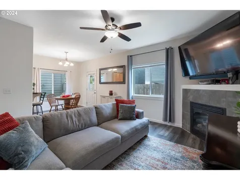 2713 26th Avenue Forest Grove OR 97116
