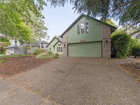 2130 Ne Trisha Drive Hillsboro OR 97124