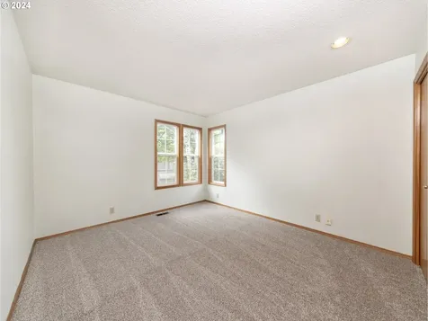 2130 Ne Trisha Drive Hillsboro OR 97124