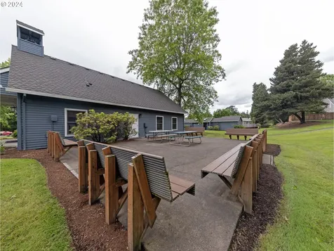 2130 Ne Trisha Drive Hillsboro OR 97124