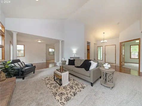 2130 Ne Trisha Drive Hillsboro OR 97124