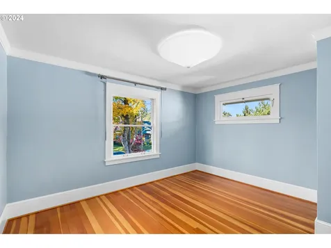 6336 N Commercial Avenue Portland OR 97217