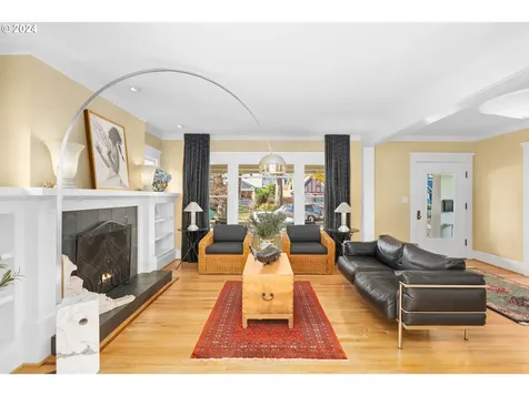 6336 N Commercial Avenue Portland OR 97217