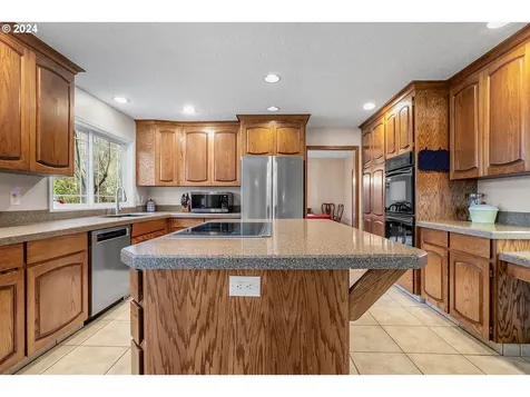 2420 SE 133rd Court Vancouver WA 98683
