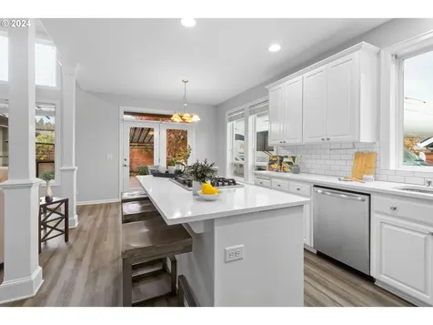 1443 NE 11th Avenue Canby OR 97013