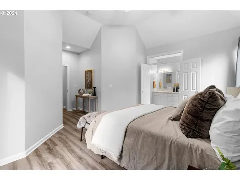 1443 NE 11th Avenue Canby OR 97013