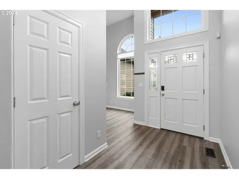 1443 NE 11th Avenue Canby OR 97013