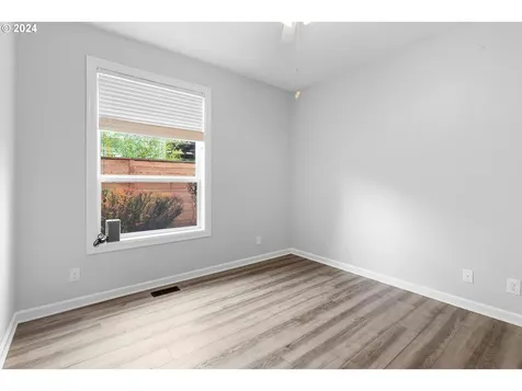 1443 NE 11th Avenue Canby OR 97013