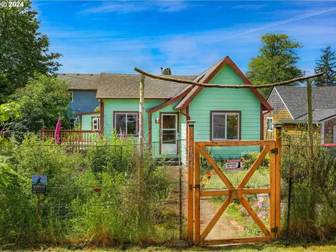 424 Pacific Drive Hammond OR 97121