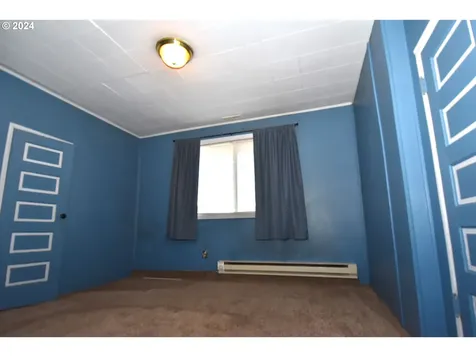 4925 NE Mallory Avenue Portland OR 97211