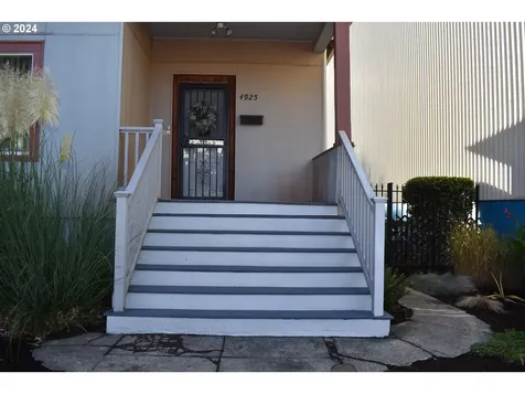 4925 NE Mallory Avenue Portland OR 97211