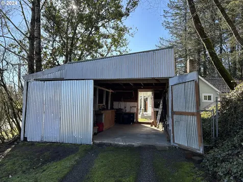 3318 SE Woodburn Road Washougal WA 98671