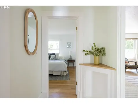 5247 Se Malden Street Portland OR 97206