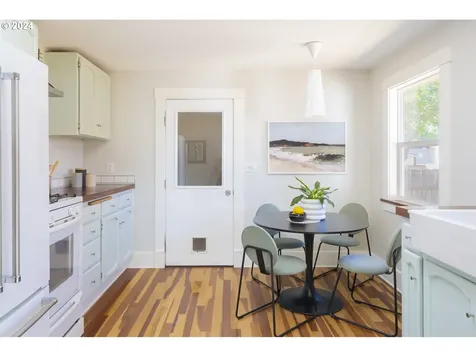 5247 Se Malden Street Portland OR 97206