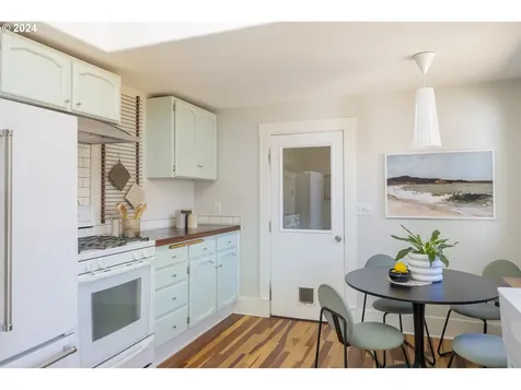 5247 Se Malden Street Portland OR 97206