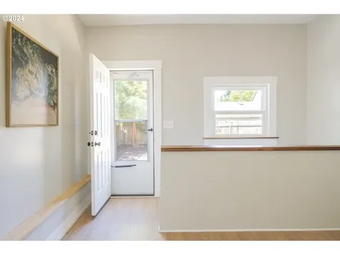 5247 Se Malden Street Portland OR 97206