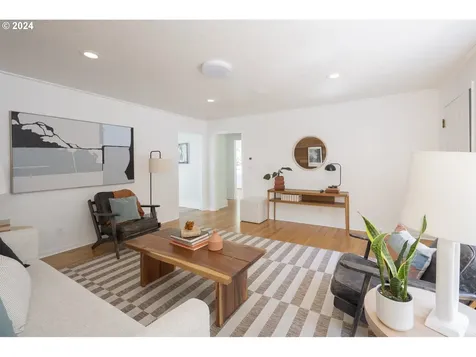 5247 Se Malden Street Portland OR 97206