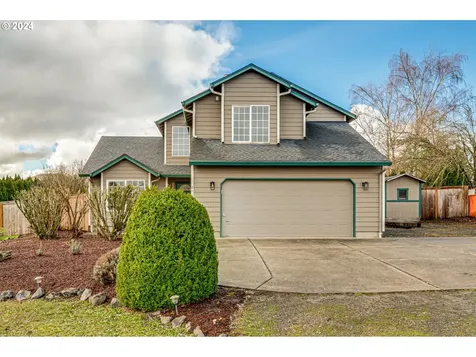860 W D Avenue La Center WA 98629