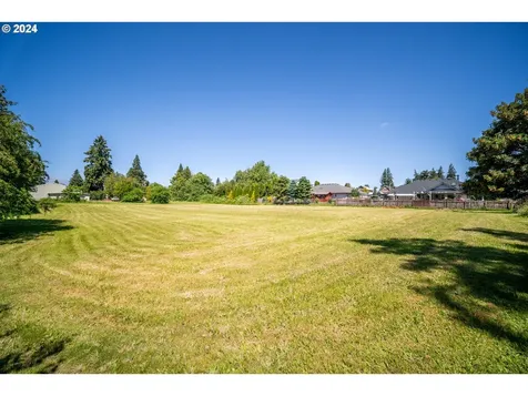 8805 Nw 9th Avenue Vancouver WA 98665