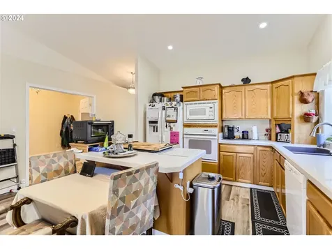 19221 Kayenta Place Oregon City OR 97045