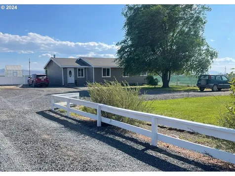 87722 Pinion Lane Christmas Valley OR 97641