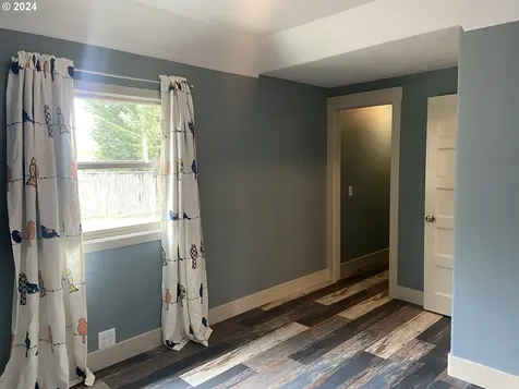 624 Sw Cedarwood Avenue Mcminnville OR 97128