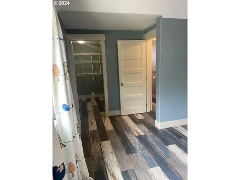 624 Sw Cedarwood Avenue Mcminnville OR 97128