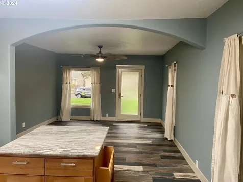 624 Sw Cedarwood Avenue Mcminnville OR 97128
