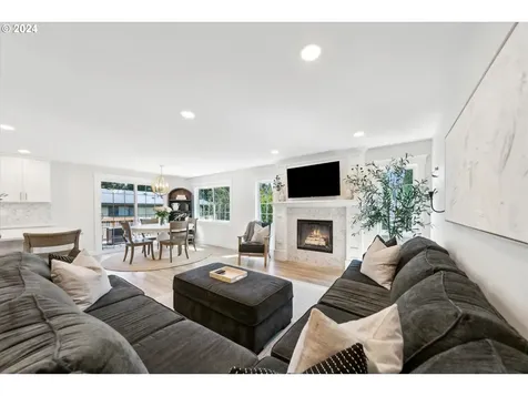 2015 Doral Court West Linn OR 97068