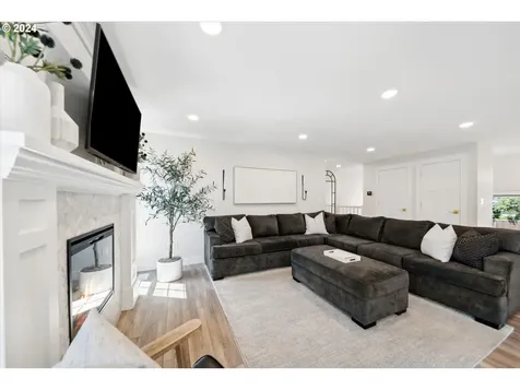 2015 Doral Court West Linn OR 97068