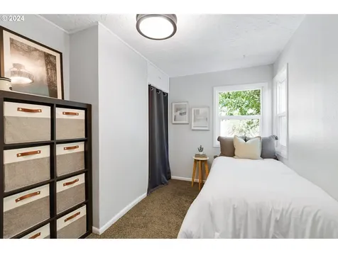 5255 Se Malden Drive Portland OR 97206