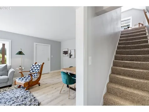 5255 Se Malden Drive Portland OR 97206