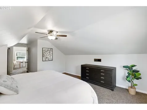 5255 Se Malden Drive Portland OR 97206