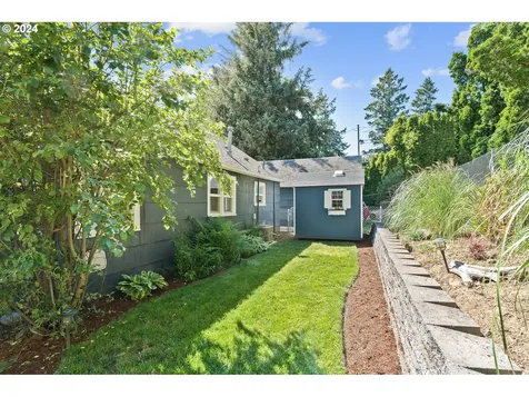 5255 Se Malden Drive Portland OR 97206