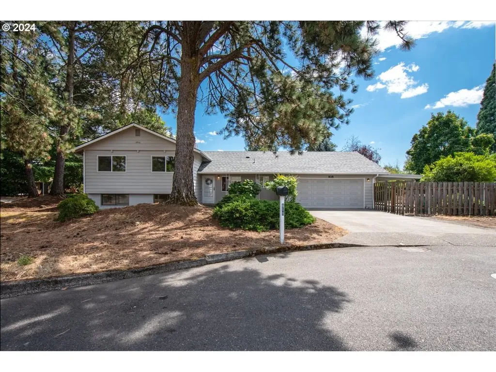 818 SE 119th Avenue Vancouver WA 98683